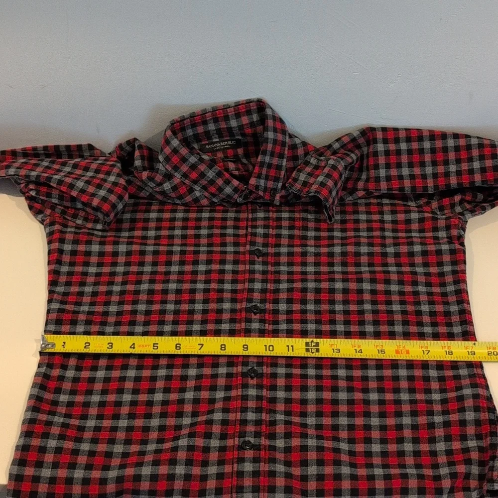Banana Republic Men's Medium Lux Flannel Grant Fit Plaid Button Down Shirt